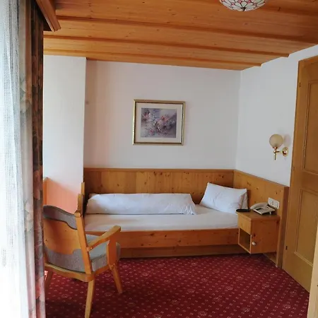 Pension Zangerl * 伊施格尔